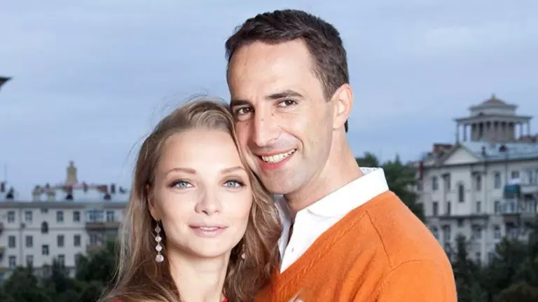 Семейное гнездо на Юго-Западе Москвы: где живут Илья Любимов и Екатерина Вилкова