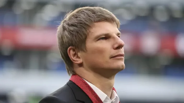 Крепость без хозяина: роскошный коттедж Андрея Аршавина в Коломягах