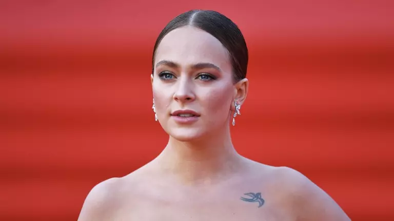 Квартира Аглаи Тарасовой: преображение старого пространства в элегантный интерьер