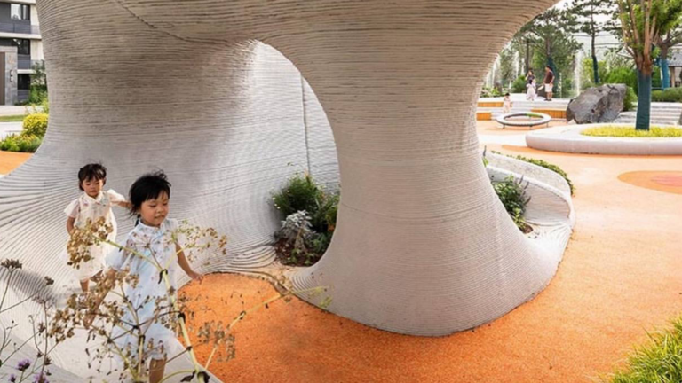 Компания XISUI Design в китайской провинции Шаньдун создала игровую площадку, напечатанную на 3D-принтере из бетона