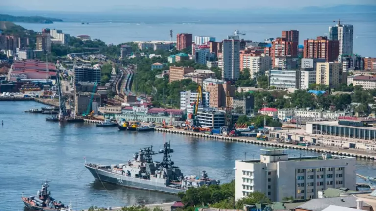 Обзор лучших районов Владивостока для комфортного проживания и покупки жилья