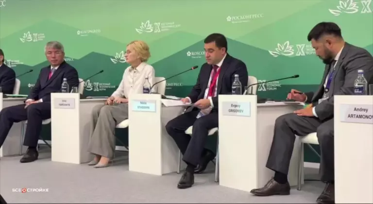 Реализация мастер-планов потребует более 200 мероприятий и 832 млрд рублей — замминистра строительства и ЖКХ РФ Никита Стасишин в рамках ВЭФ