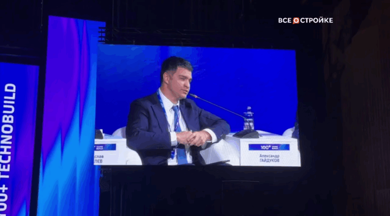 Руководитель «Страна Девелопмент» Александр Гайдуков напомнил застройщикам и УК о возможности интеграции курьеров «Яндекса» с домофонами новостроек