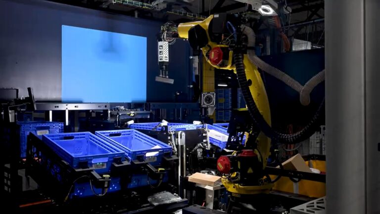 Amazon планирует избежать найма более 600 000 сотрудников в США к 2033 году за счет автоматизации складов