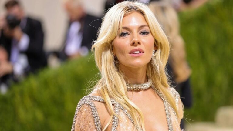 Дом актрисы Сиенны Миллер в Англии за 2,61 миллиона долларов: убежище длиною в двадцать лет