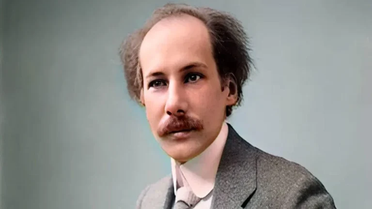 Где жил Андрей Белый на Арбате: мемориальная квартира поэта как пространство одиночества, гения и внутренней борьбы Серебряного века