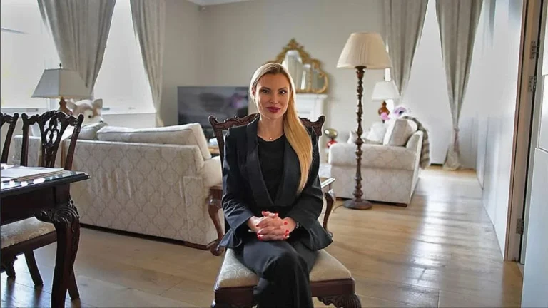 Где живёт Мариника Смирнова, или как Мисс Россия обосновалась в историческом доме в центре Лондона