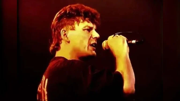 Где жил Юрий Хой: квартира в Воронеже солиста группы «Сектор Газа»