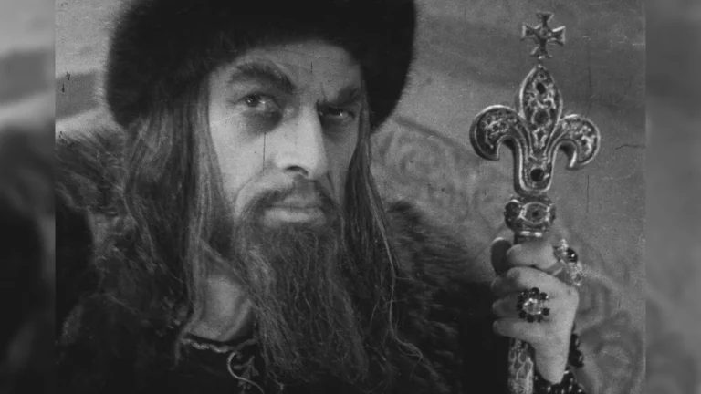 Александровская слобода: как на самом деле жил Иван IV Грозный — резиденция, опричная столица и мрачная архитектура власти