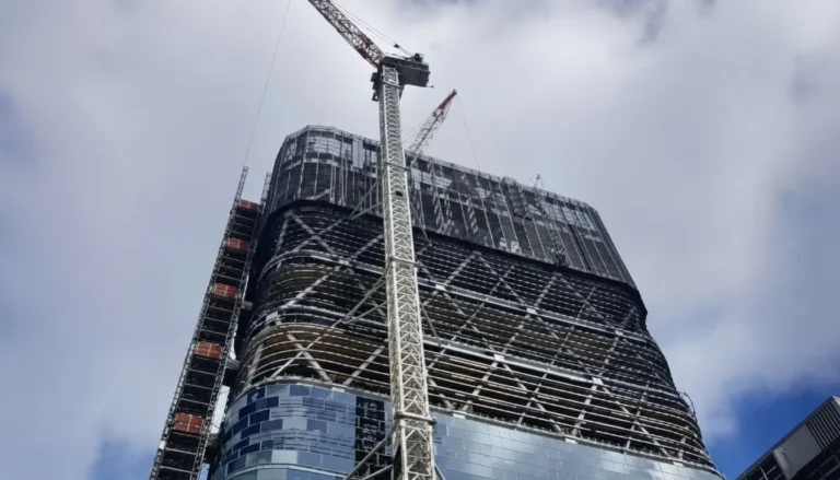 Недостроенный деревянный небоскреб Atlassian Central стал самой высокой в мире гибридной деревянной башней