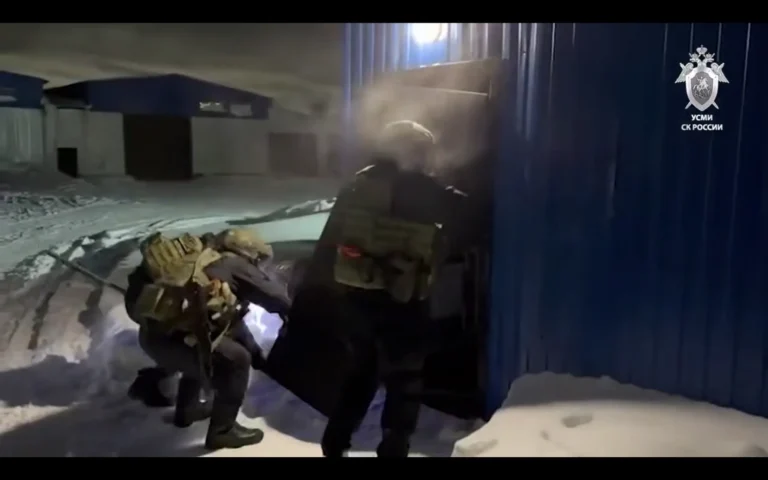 Восемь лет в Тюменской области похищали людей и заставляли работать на стройках в Югре и на Ямале