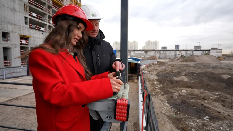 «Вы сейчас управляете двухтонной машиной с мощностью пятитонного экскаватора»