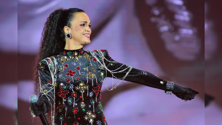 Где живет певица Слава в Москве: круглая кровать в гостиной и дофаминовый дизайн взорвали рынок интерьеров