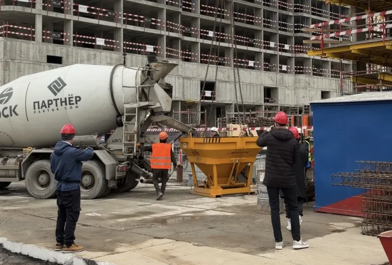 На стройке «Адмирала» «Галс» внедрил автоматизированный колокол для разгрузки бетона