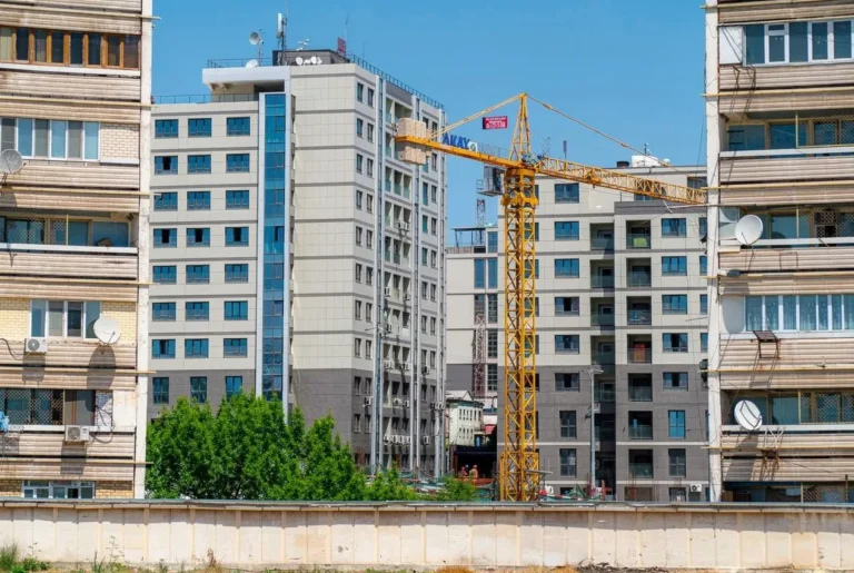 За стройку многоквартирных домов без разрешения в Узбекистане будет введена уголовная ответственность