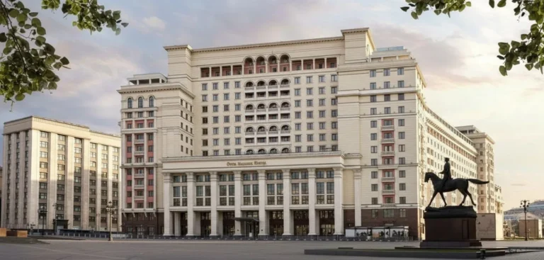 ВТБ стал владельцем 88 апартаментов в здании отеля Four Seasons на Охотном ряду