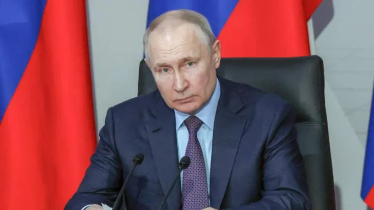 Собрали основные поручения и подписания законов Президента РФ Владимира Путина