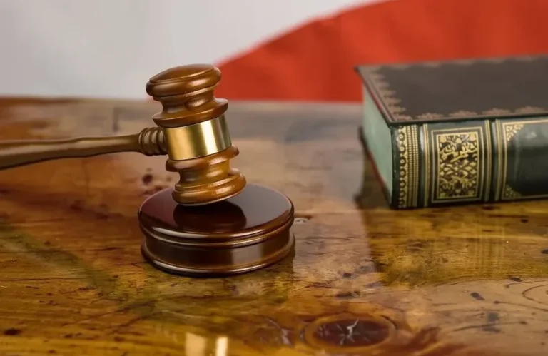 Суд: подрядчик не может получить оплату за дополнительные работы, выполненные без согласия заказчика  