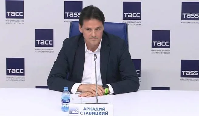 Сына крупнейшего промышленника Урала и управленца завода «УМЕКОН» Аркадия Ставицкого задержали по делу о подкупе на 162 млн рублей — РЕН ТВ