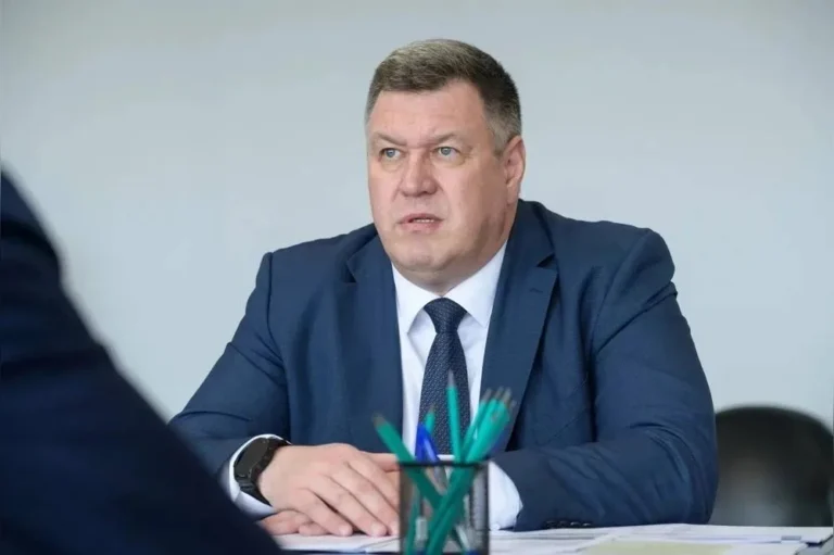 Стройотрасль усиливается в Госдуме: подписчики заметили, что на выборы идёт замглавы Минстроя России Валерий Леонов
