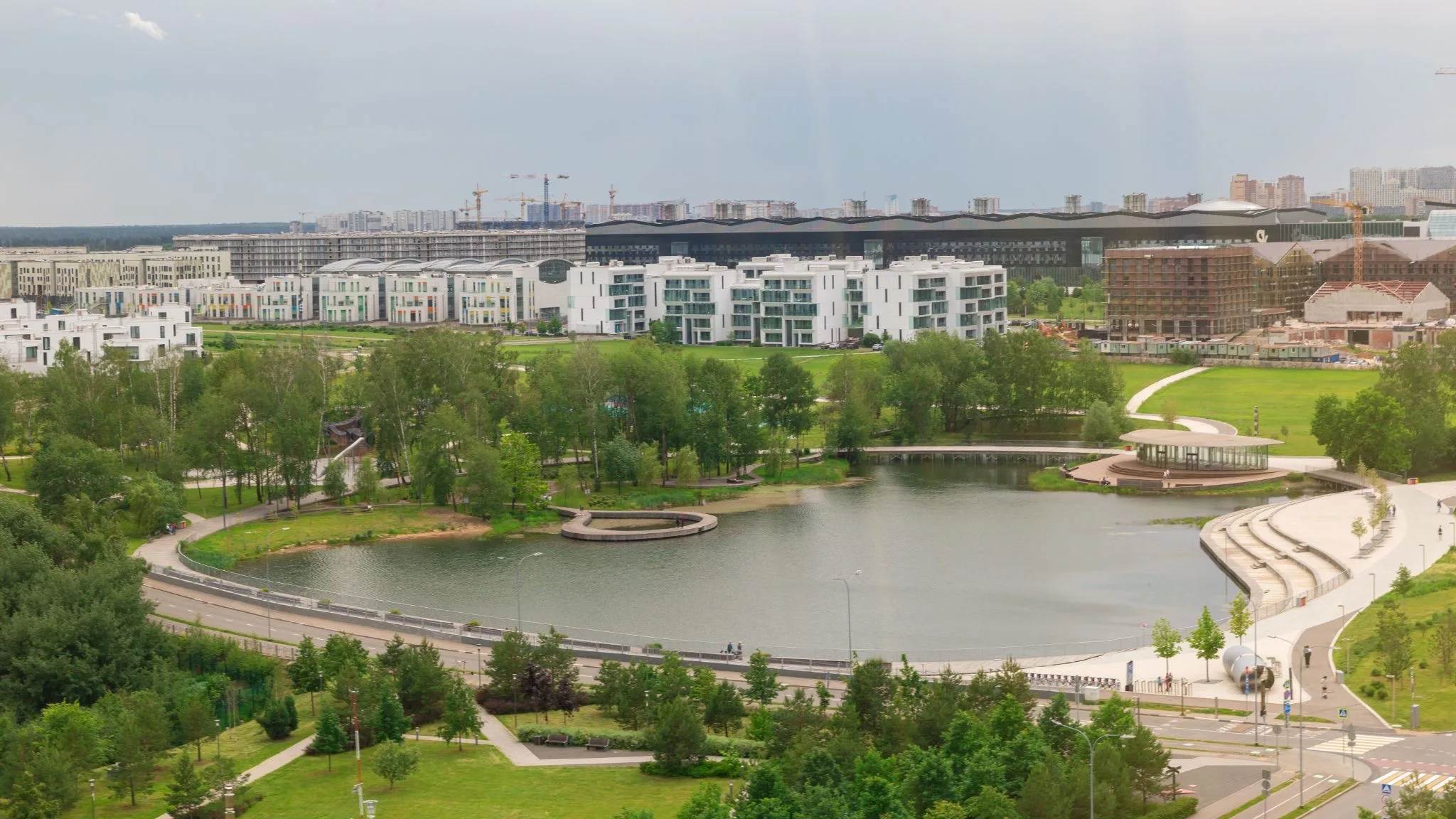 Центральный парк Сколково