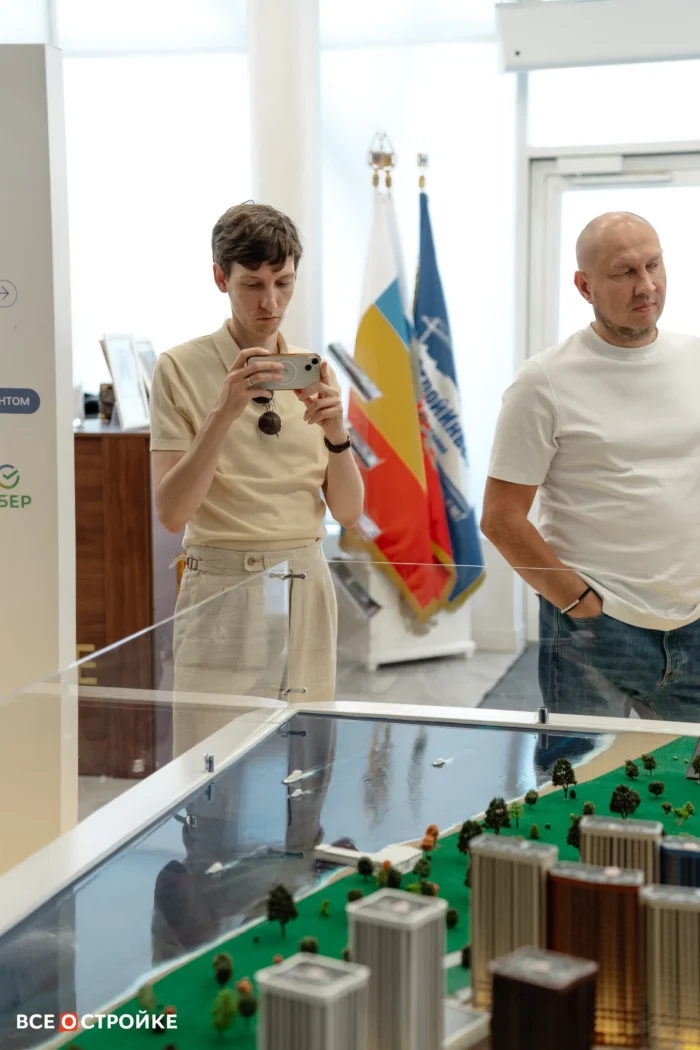 ЖК «Левобережье» проект DARS «Новый Ростов» «ЮгСтройИнвест» офис продаж «Левобережье» ЖК «Сияние» Дмитрий Александрович Рябов Генеральный директор DARS