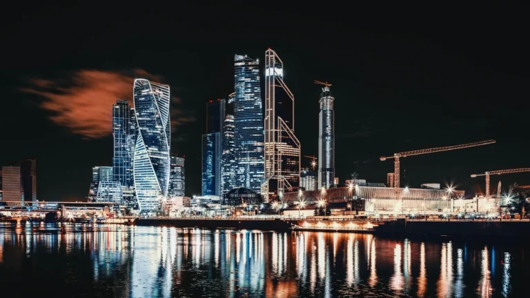 Новая квартира в Москве: кого пригласить делать отделку. ТОП-10 компаний, зарекомендовавших себя