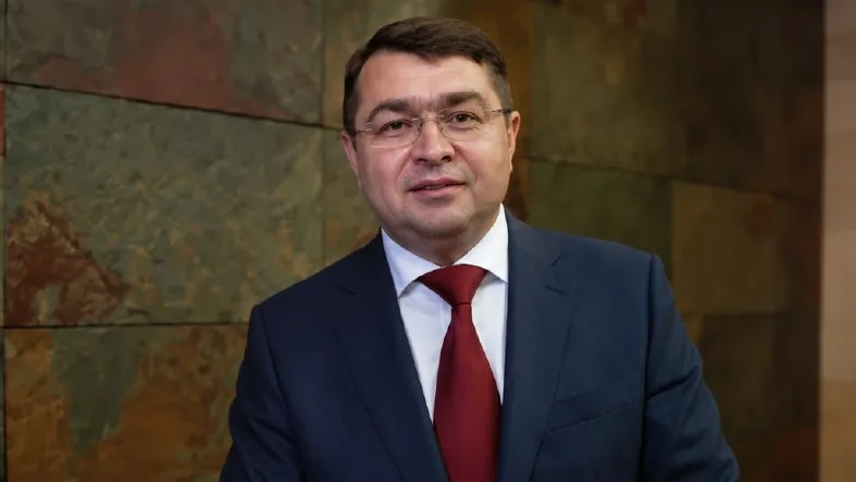 Лисовол Сергей Юрьевич генеральный директор строительной группы «Рисан» фото