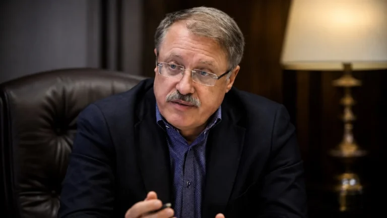 Мартыненков Владимир Яковлевич