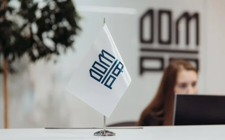 В проекты КРТ ДOМ.PФ предлагает включать объекты культурного наследия — глава института развития Виталий Мутко