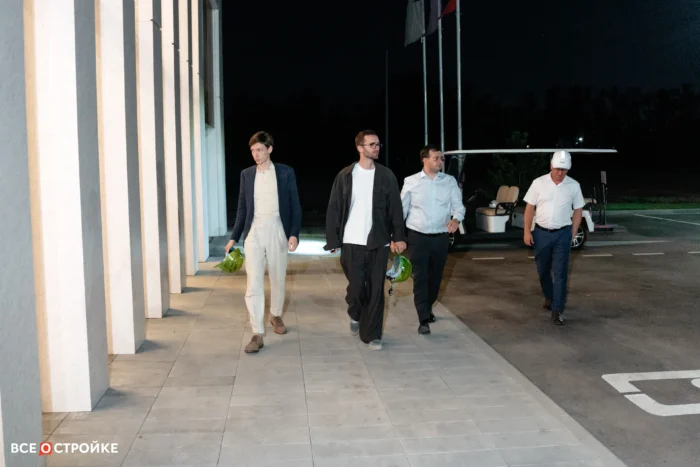 Посещение командой DARS ЖК «Придонье» от застройщика ССК в г. Ростов-на-Дону Софронов Дмитрий Вячеславович Коммерческий директор ГК «DARS»