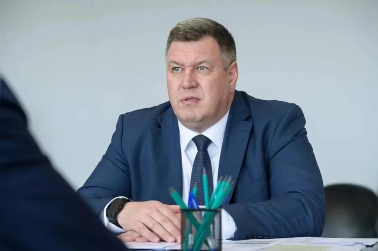 Замглавы Минстроя РФ Валерий Леонов проходит в Госдуму от Орского одномандатного округа №146 в Оренбургской области