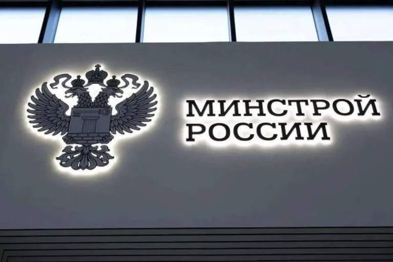 Минстрой объяснил индексацию тарифов ЖКХ необходимостью обновления сетей
