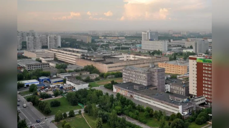 «Ростех» продаёт комплекс радиотехнического института у метро «Южная». Стартовая цена — 10,24 млрд рублей