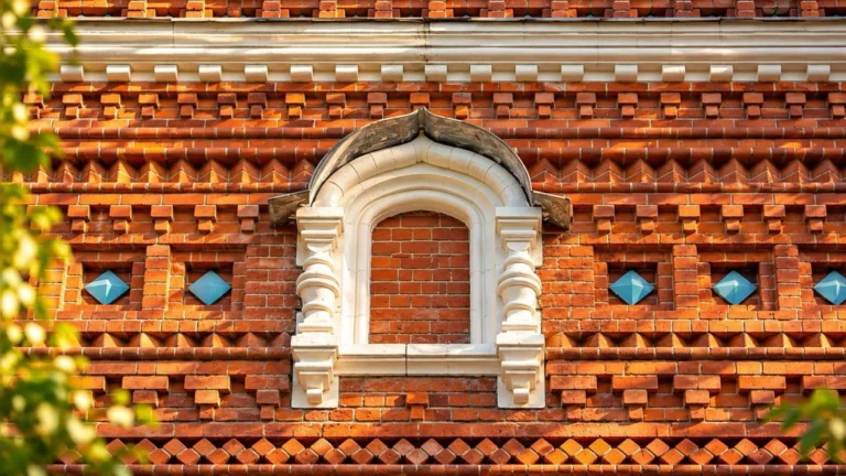 Слепые окна старой Москвы, или окна, которые никуда не ведут: пять причин, по которым их закладывали