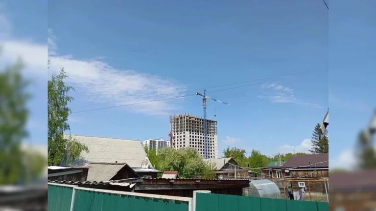 На Кирова в Новосибирске сносят 21 гектар частного сектор ради КРТ и нового микрорайона: здесь скоро вырастут башни до 30 этажей
