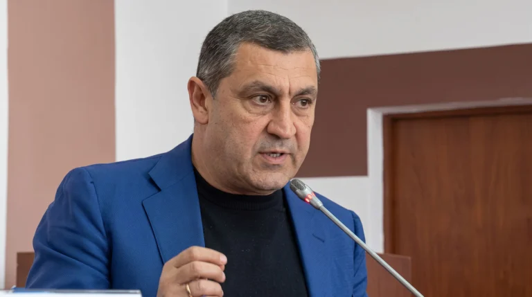 Сочинского застройщика Анзора Пруидзе подозревают ещё в одной схеме с дольщиками