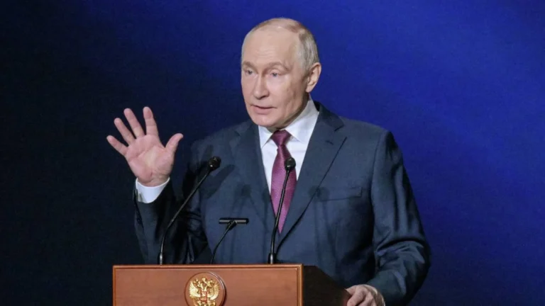 Путин поручил пересмотреть максимальные суммы кредитов по семейной ипотеке в зависимости от количества детей