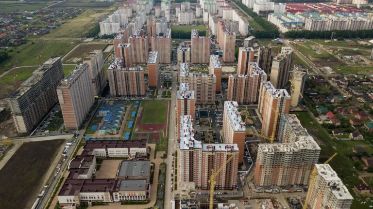 «Пятилетка за три года»: в Москве на 76% выполнен годовой план по вводу недвижимости