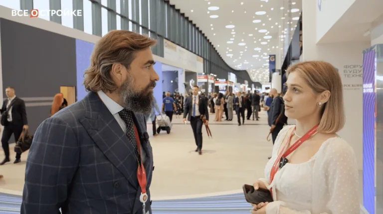 Василий Селиванов, генеральный директор LEGENDA Intelligent Development: «Я не хочу себя сравнивать с застройщиками, у которых в полях сотни тысяч "квадратов" и они льют этажерки бетонные. Меня это не интересует»