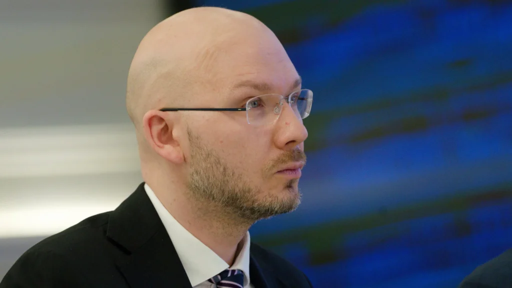 Константин Михайлик, замглавы Минстроя РФ Константин Михайлик, замглавы Минстроя РФ интервью