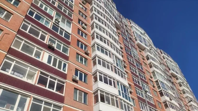 С осени в ЕГРН начнут вносить сведения обо всех, кто имеет право проживания в квартире