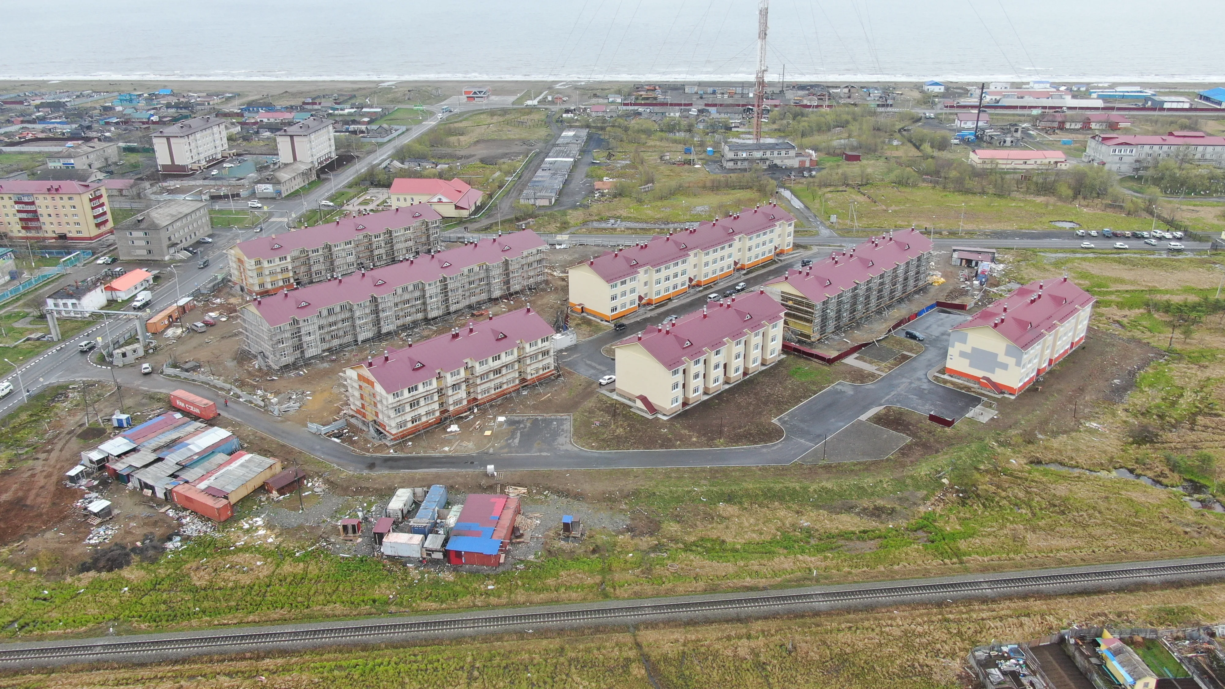 ЖК по адресу г. Поронайск, улица 40 лет ВЛКСМ, д. 11а, строение 1-2