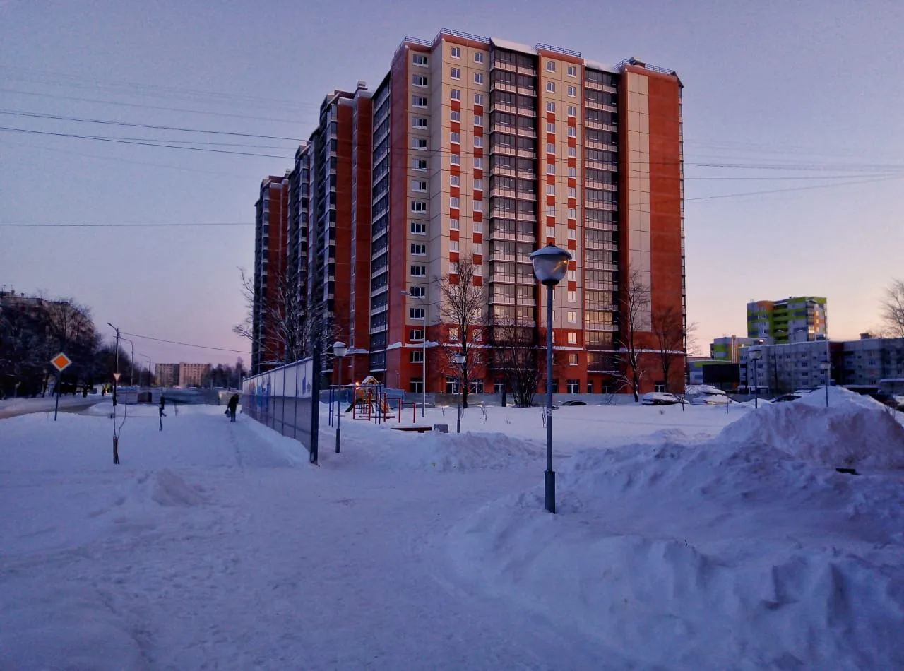 ЖК по адресу Кировск, б-р Партизанской Славы, д. 1