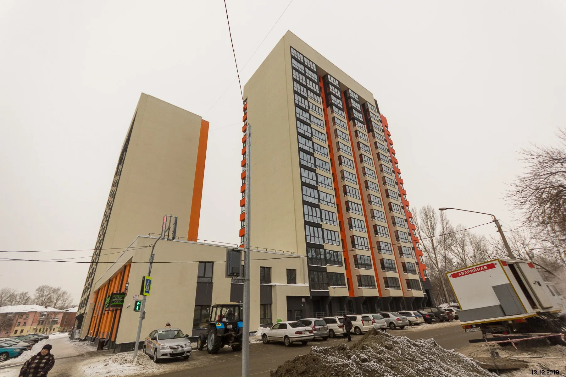 ЖК по адресу г. Барнаул, ул Эмилии Алексеевой, д. 10, блок-секция 2