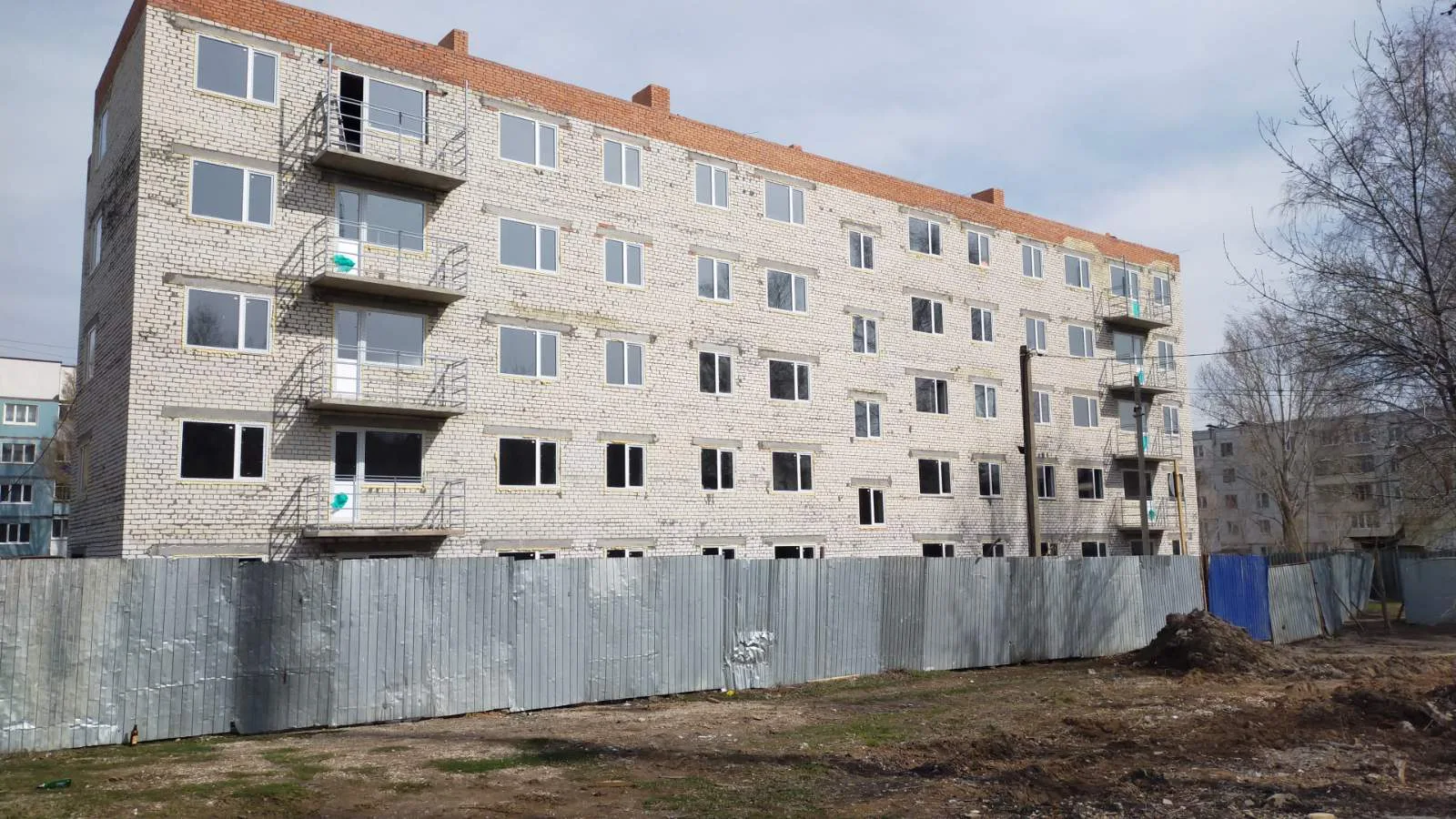 ЖК по адресу пгт. Стройкерамика, ул Народная